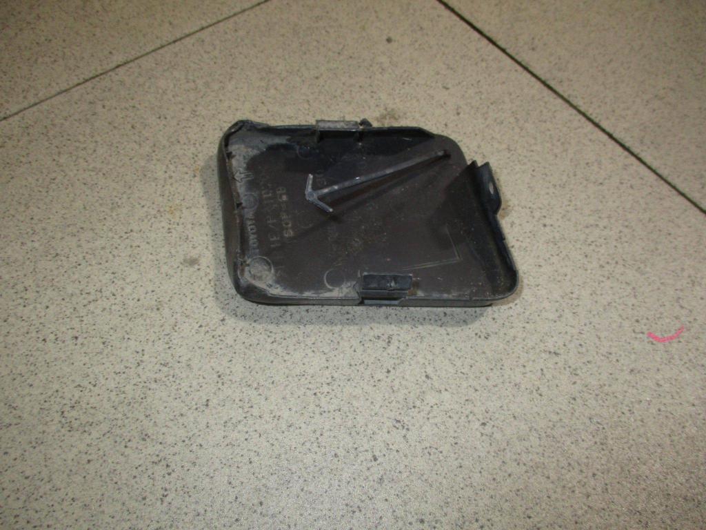 Заглушка буксировочного крюка, 2000 рублей, Пермь