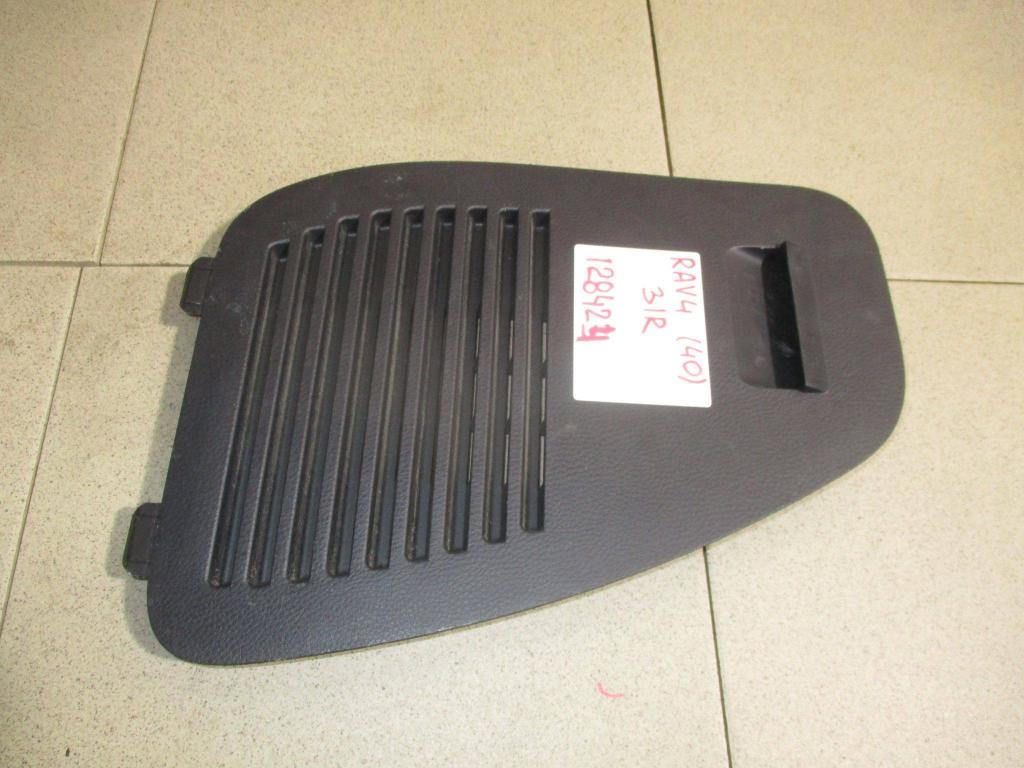 Крышка багажного отделения, 2000 рублей, Пермь