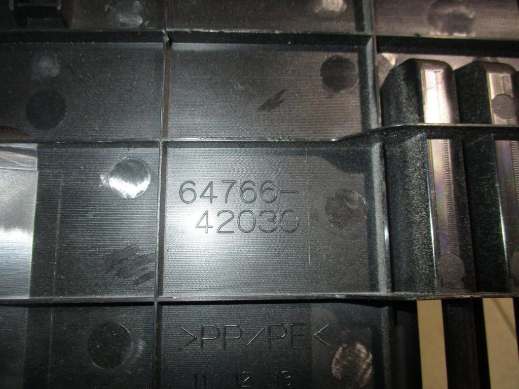 Крышка багажного отделения, 2000 рублей, Пермь