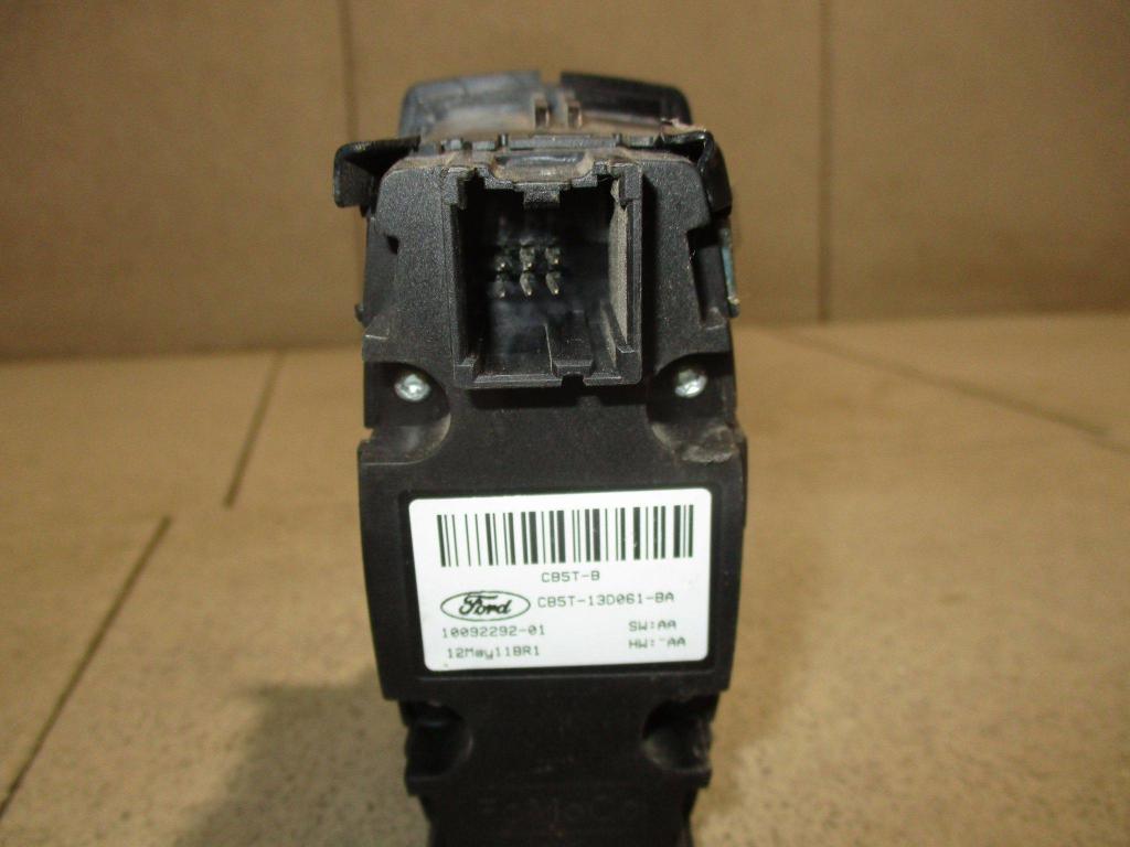 Переключатель света фар, 2000 рублей, Пермь