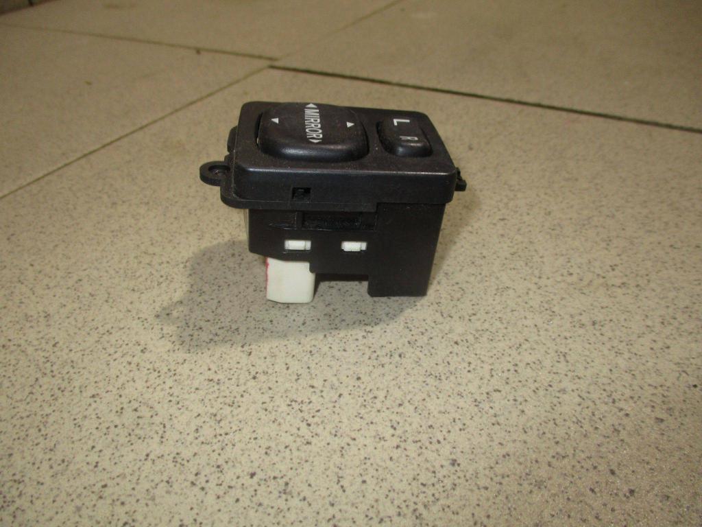 Переключатель регулировки зеркала, 500 рублей, Пермь