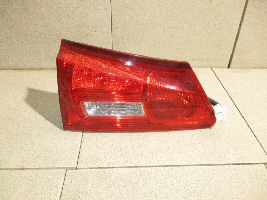 Фонарь задний внутренний левый, 2000 рублей, Пермь