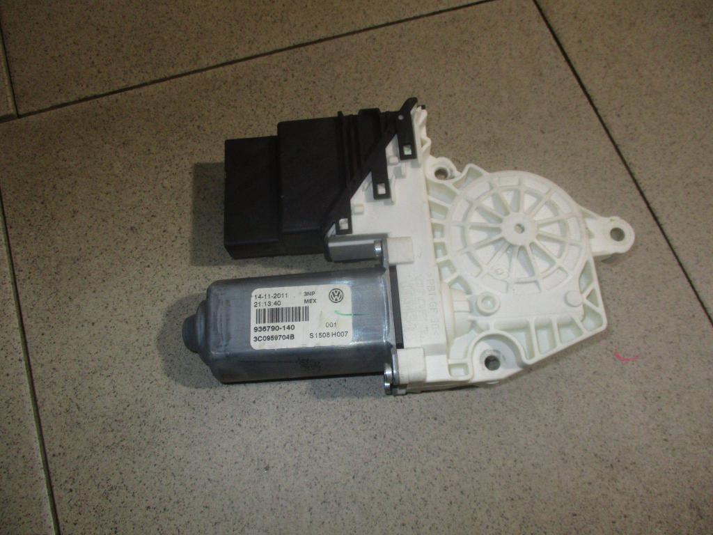 Моторчик стеклоподъемника, 2600 рублей, Пермь