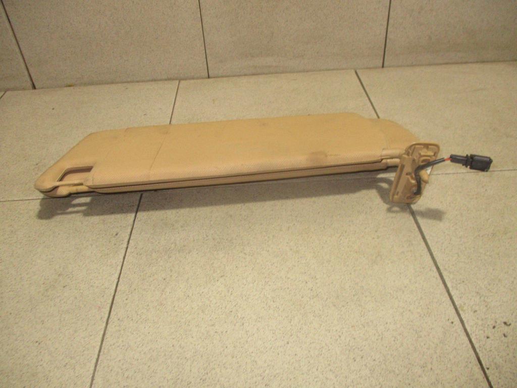 Козырек солнцезащитный правый, 1000 рублей, Пермь