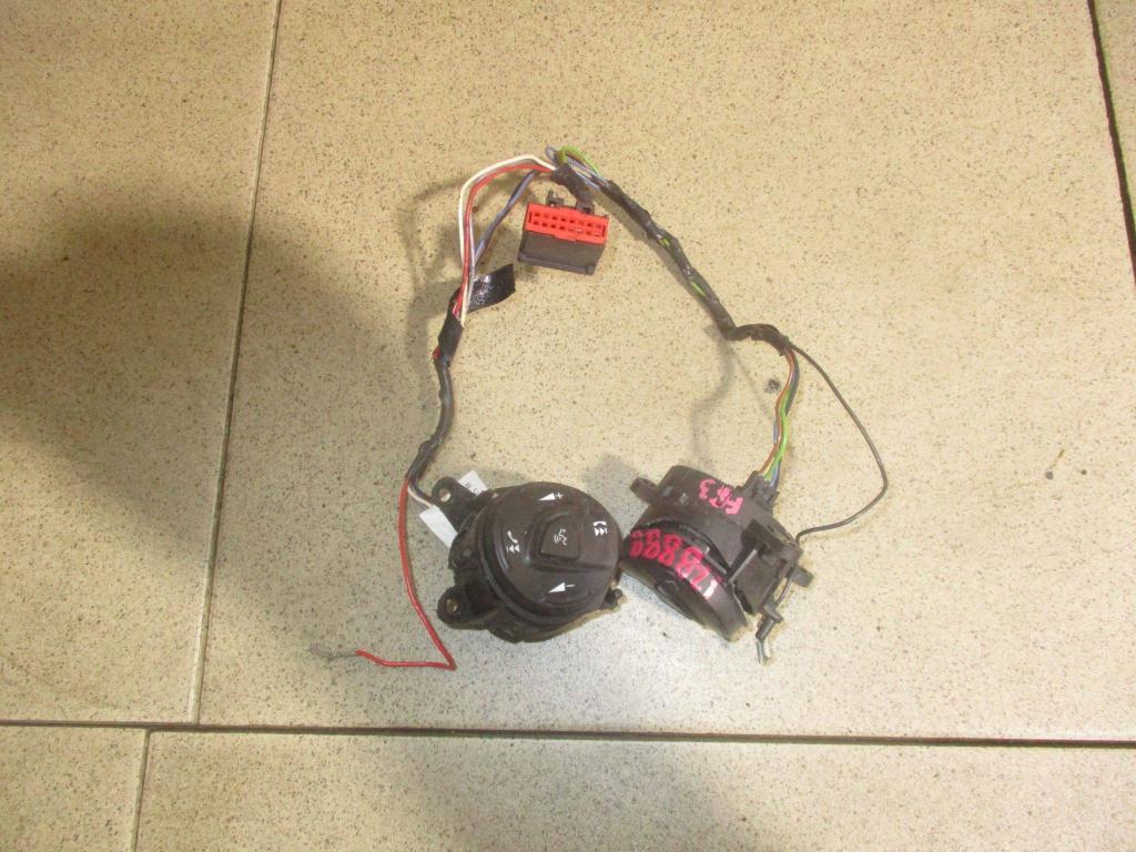 Кнопка в руль, 2700 рублей, Пермь