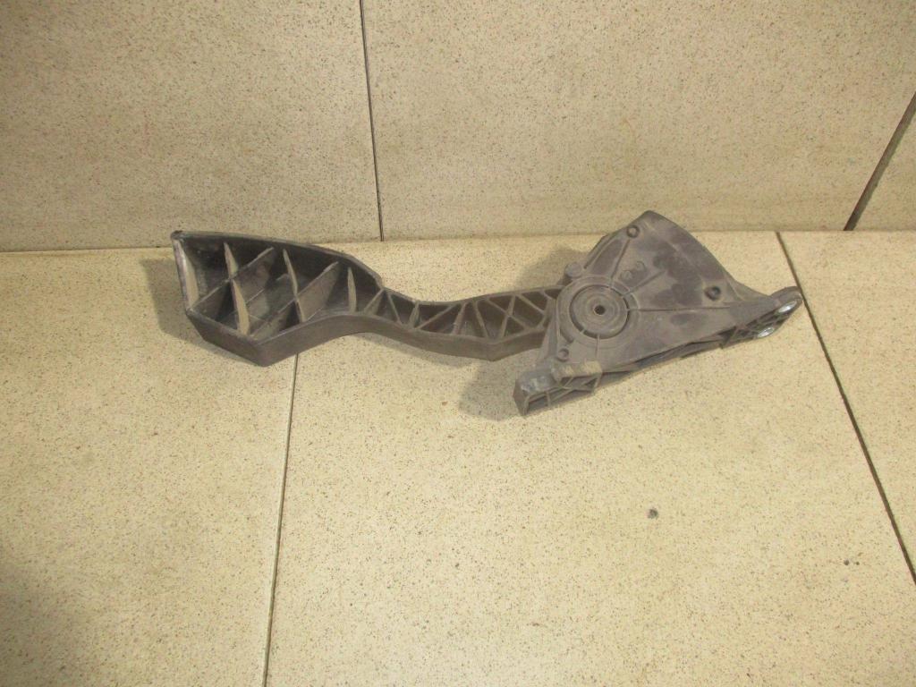 Педаль газа, 2000 рублей, Пермь