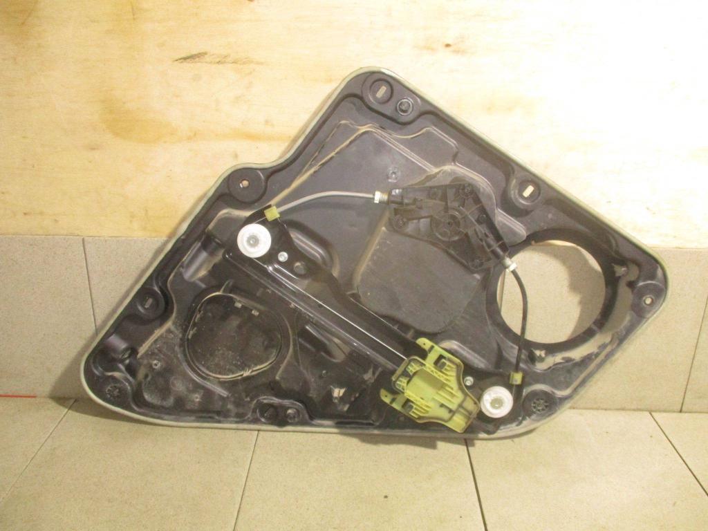 Стеклоподъемник задний правый, 4000 рублей, Пермь