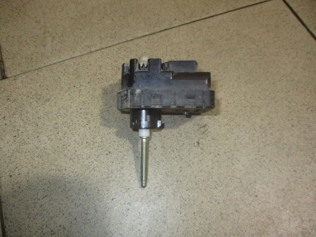 Моторчик корректора фары, 2000 рублей, Пермь