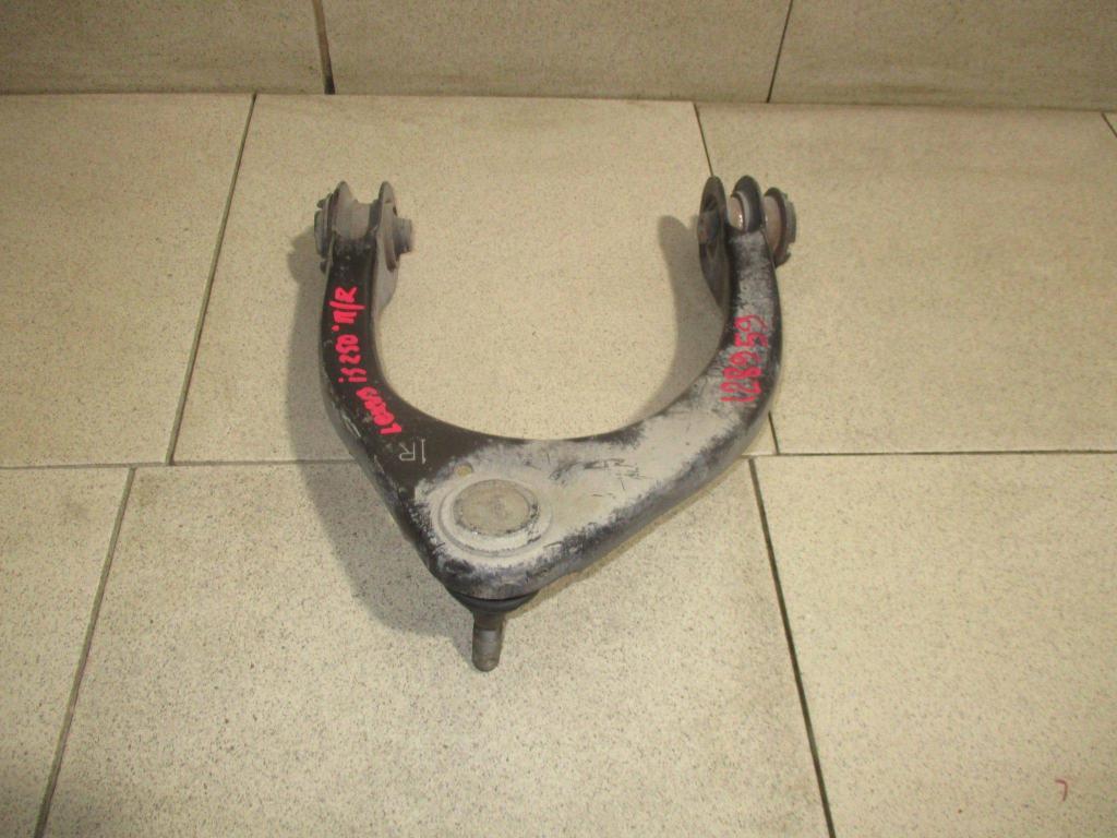 Рычаг передний верхний правый, 2000 рублей, Пермь