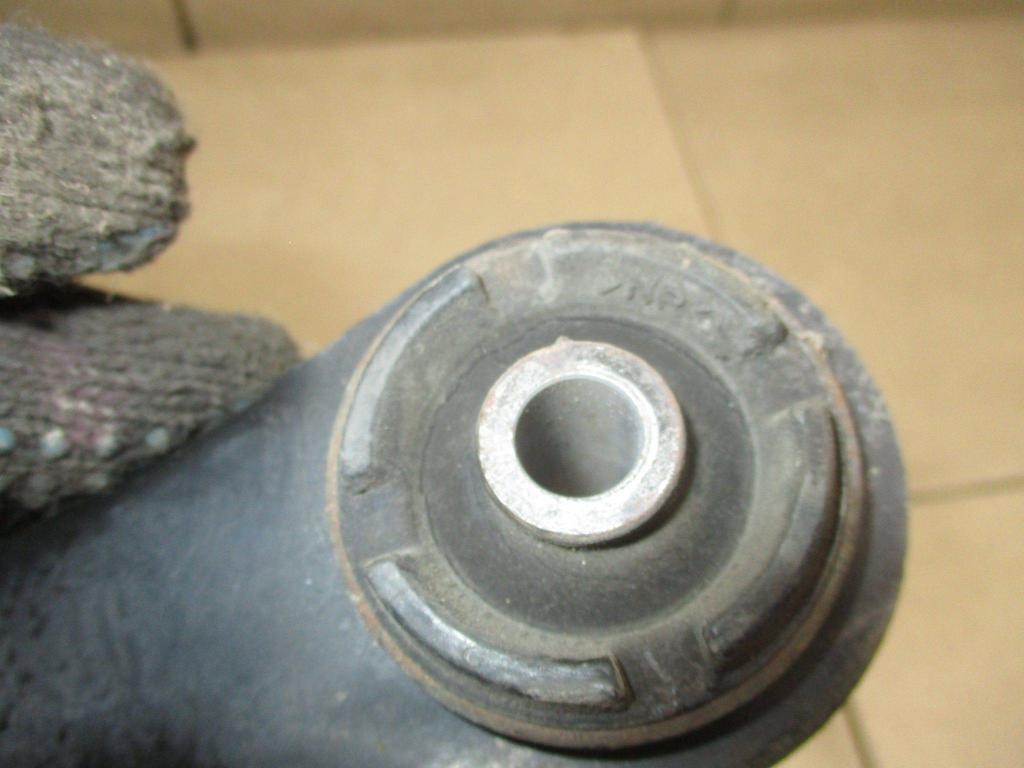 Рычаг передний верхний левый, 2000 рублей, Пермь