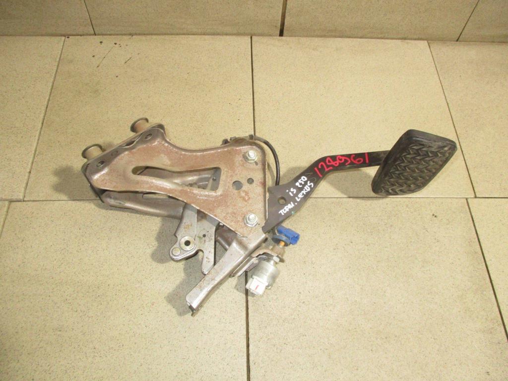 Педаль тормоза, 1000 рублей, Пермь