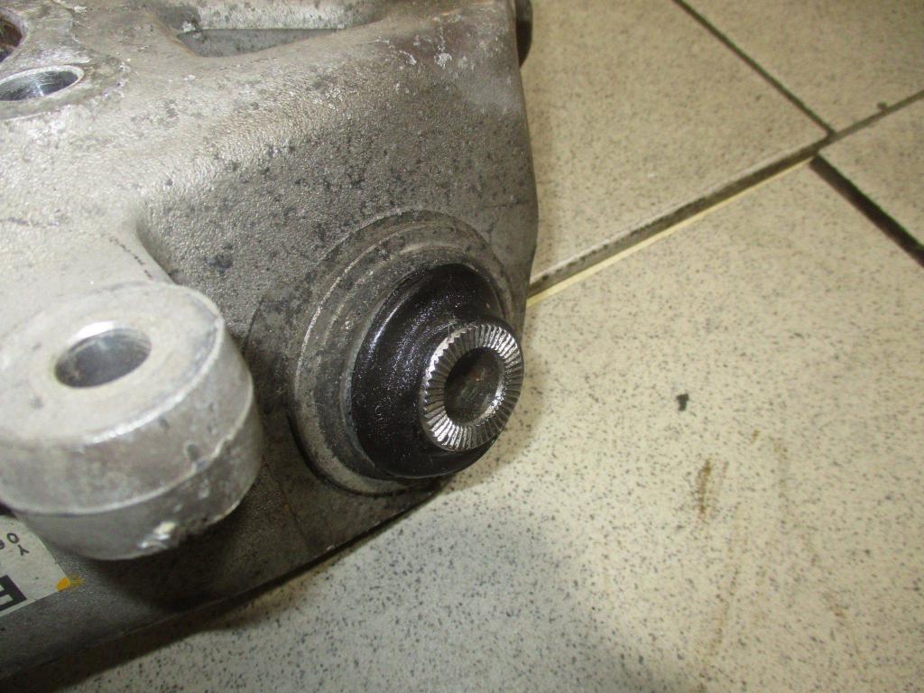 Кулак поворотный задний правый, 2500 рублей, Пермь