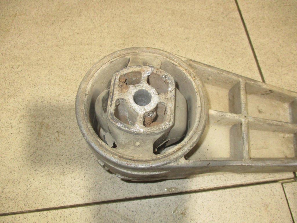 Опора КПП задняя, 1000 рублей, Пермь