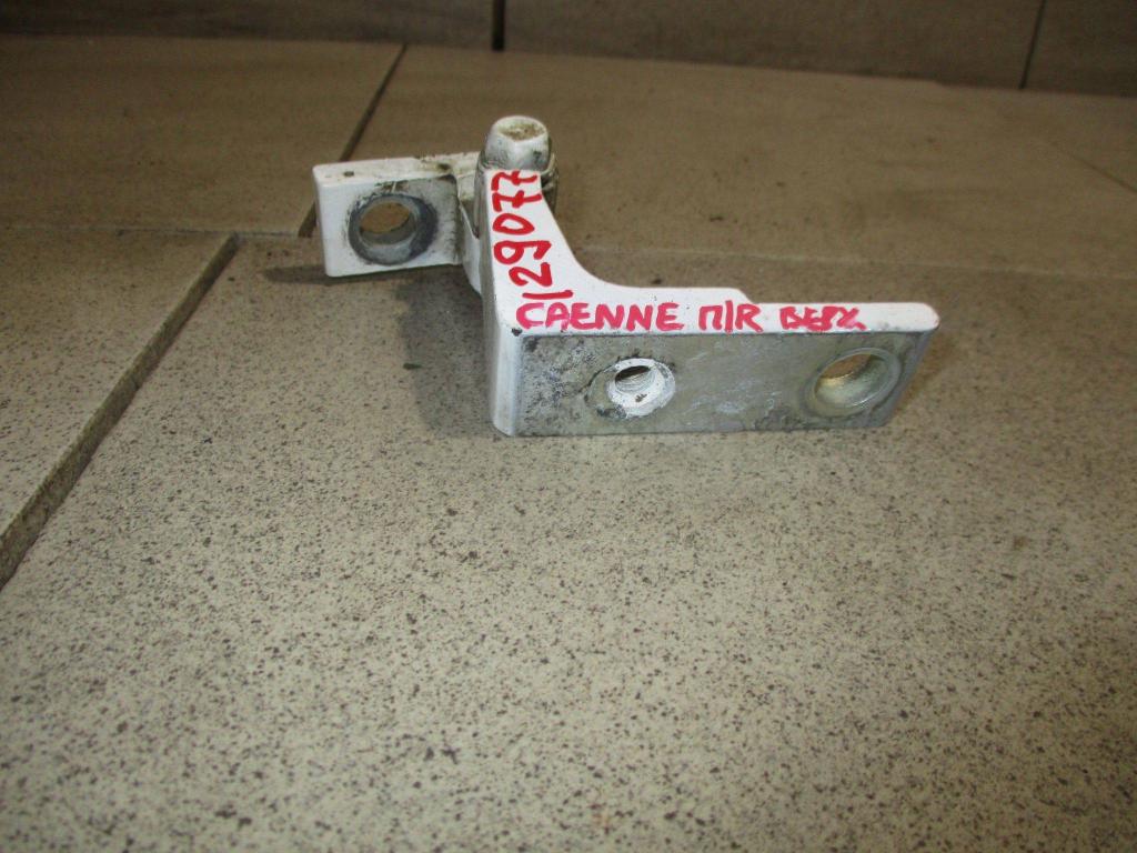 Петля двери передней правой верхняя, 1000 рублей, Пермь