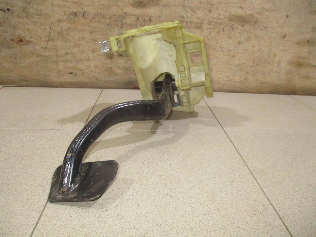 Педаль тормоза, 1000 рублей, Пермь