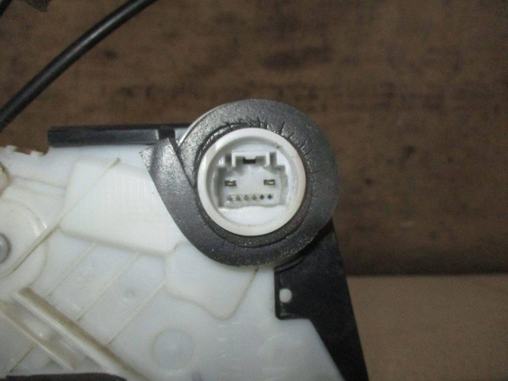 Замок двери передней правой, 2000 рублей, Пермь