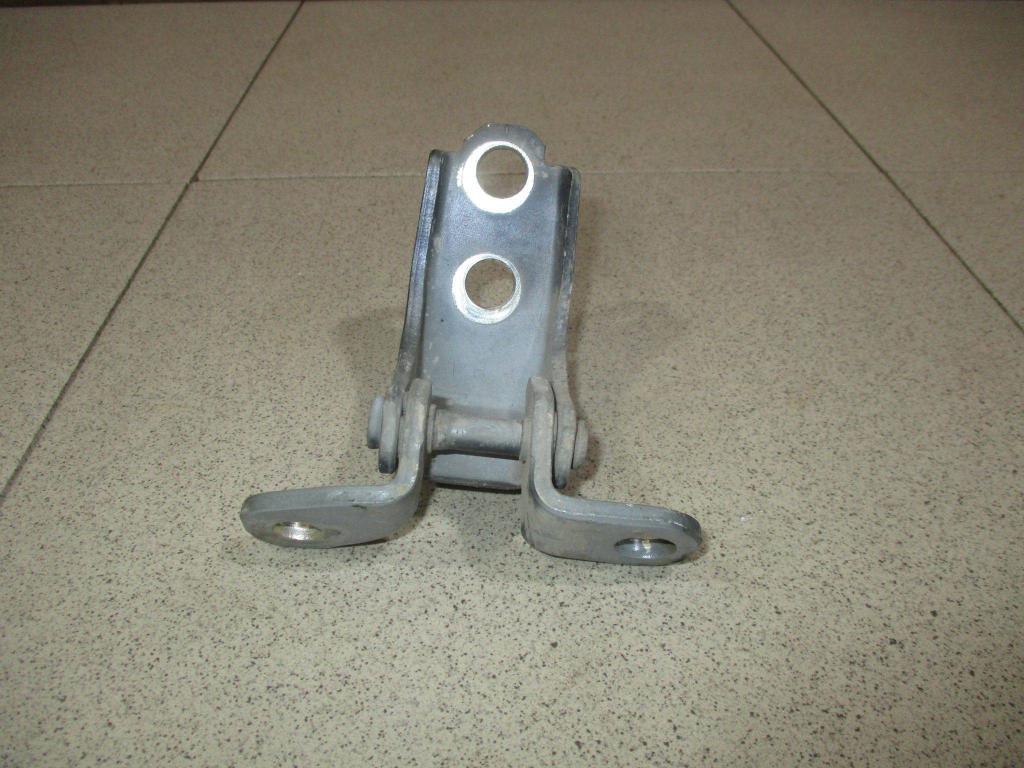 Петля двери передней правой верхняя, 500 рублей, Пермь