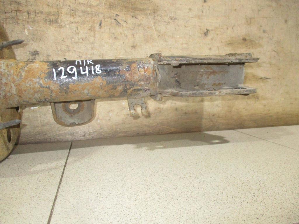 Амортизатор передний правый, 6000 рублей, Пермь