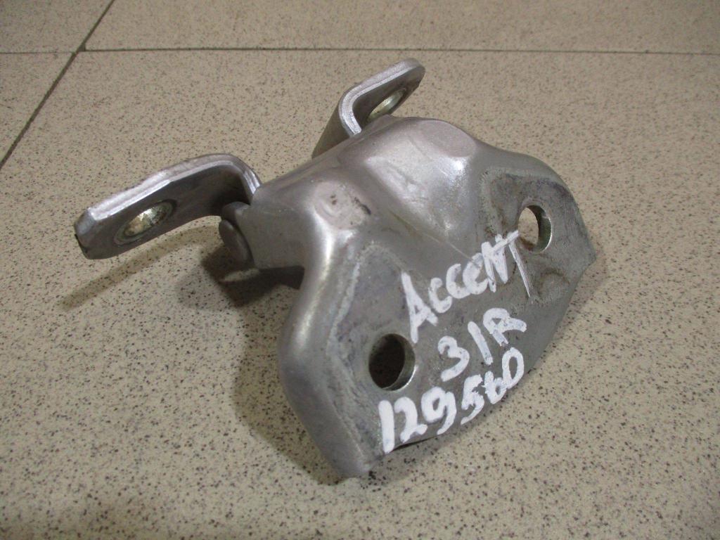 Петля двери задней правой верхняя, 500 рублей, Пермь