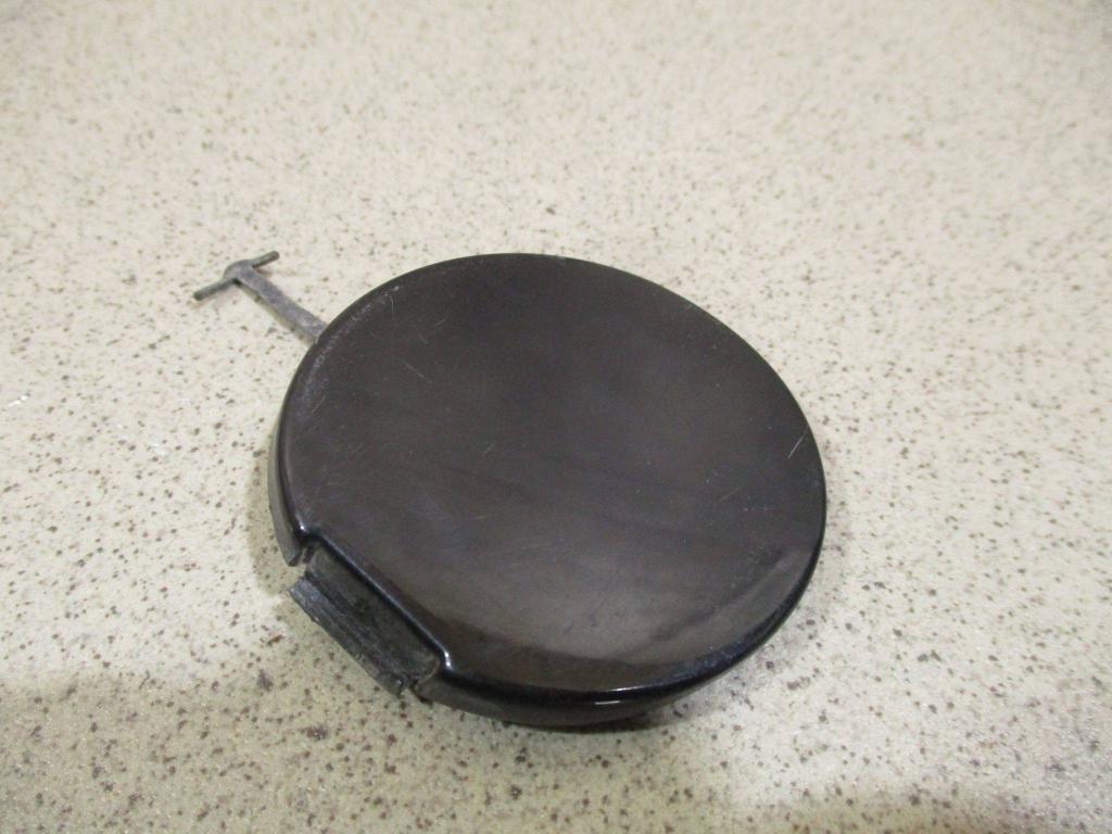 Заглушка буксировочного крюка, 700 рублей, Пермь