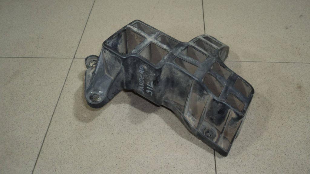 Кронштейн заднего бампера левый, 1000 рублей, Пермь