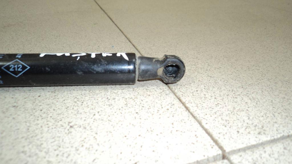 Амортизатор двери багажника, 500 рублей, Пермь