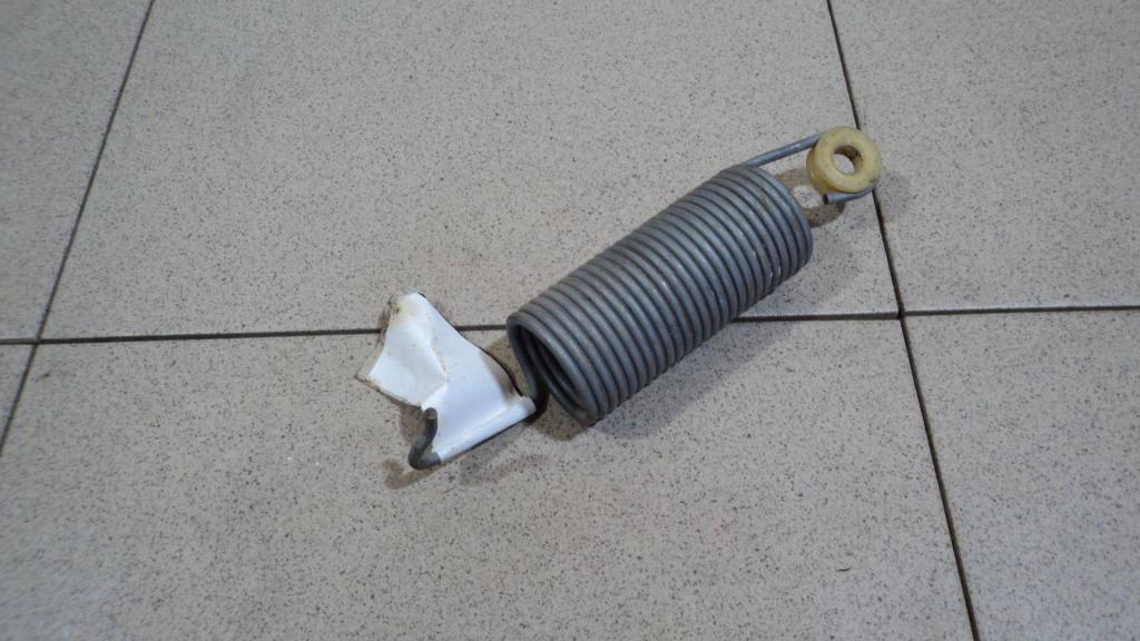 Пружина крышки багажника, 500 рублей, Пермь