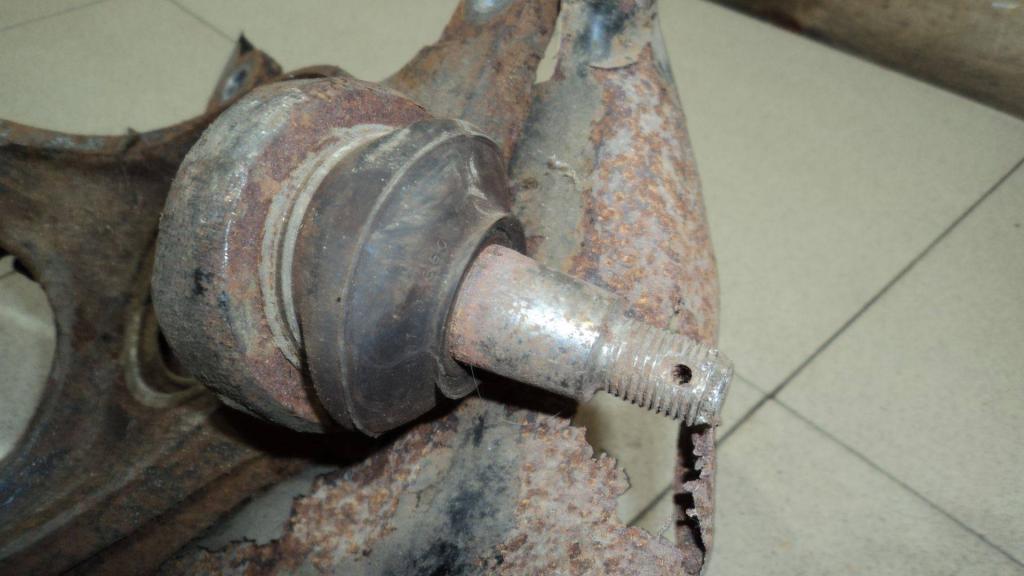 Кулак поворотный передний левый, 3000 рублей, Пермь