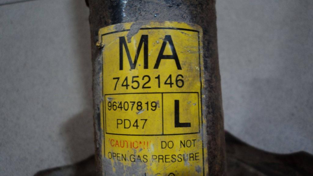 Амортизатор передний левый, 2500 рублей, Пермь