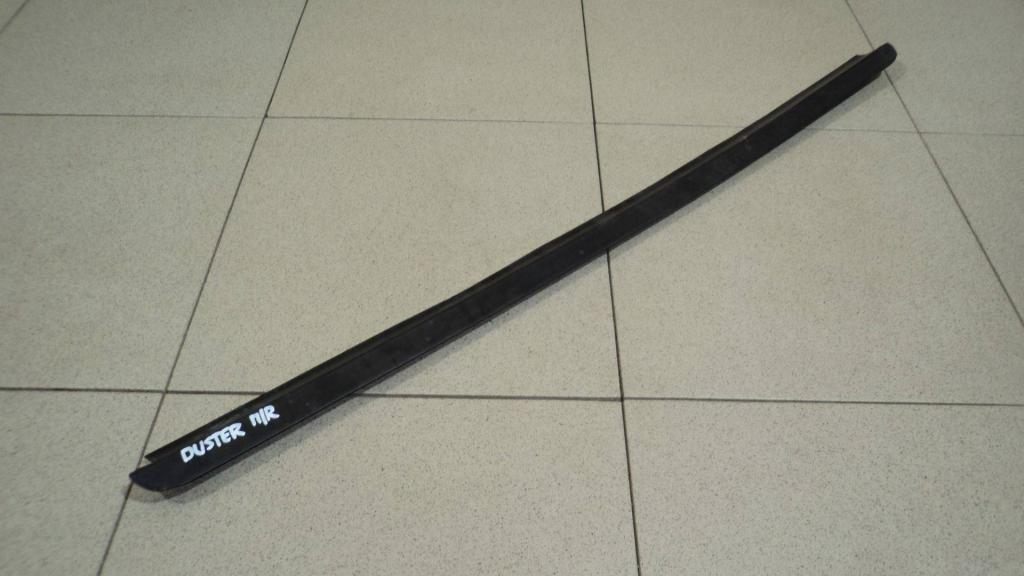 Накладка стекла переднего правого, 3000 рублей, Пермь