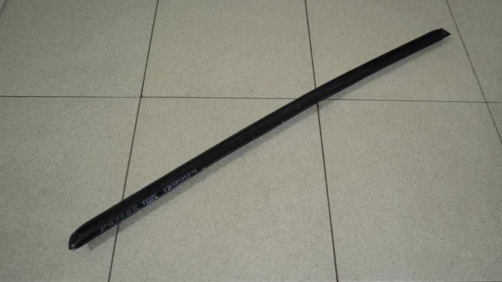 Накладка стекла переднего правого, 3000 рублей, Пермь