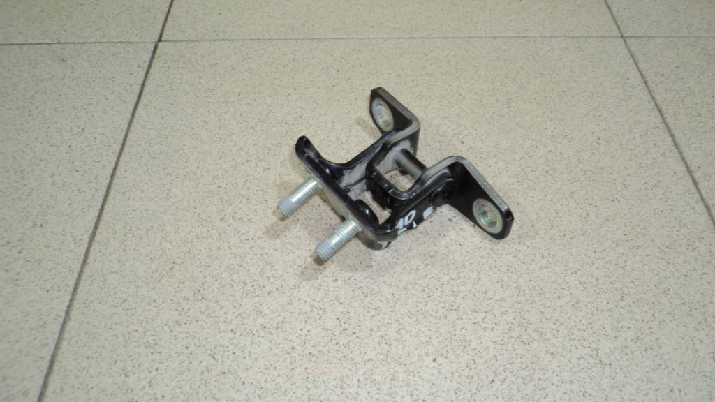 Петля двери задней правой верхняя, 550 рублей, Пермь