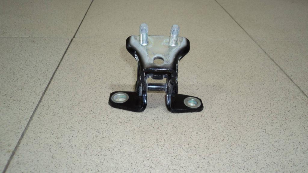 Петля двери задней правой верхняя, 550 рублей, Пермь