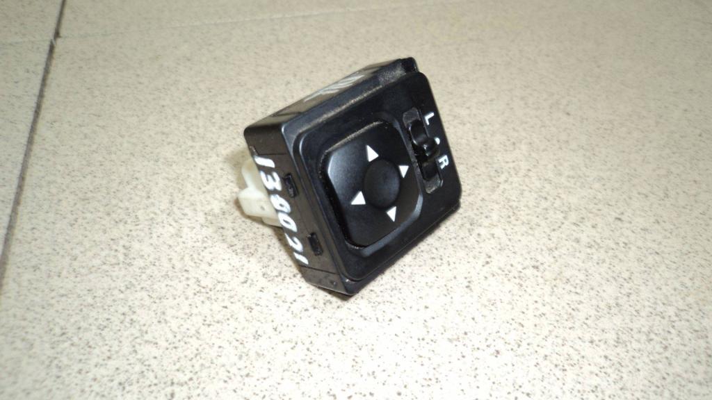 Переключатель регулировки зеркала, 500 рублей, Пермь