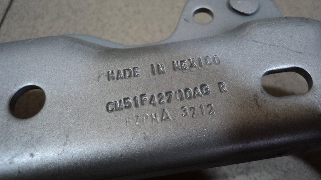 Петля крышки багажника, 2000 рублей, Пермь