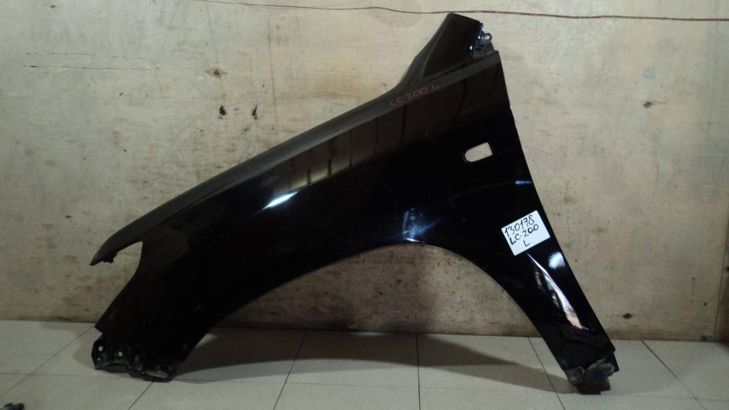 Крыло переднее левое, 10000 рублей, Пермь