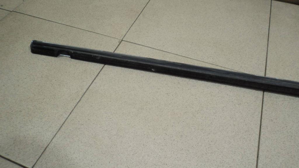 Накладка стекла переднего правого, 1000 рублей, Пермь