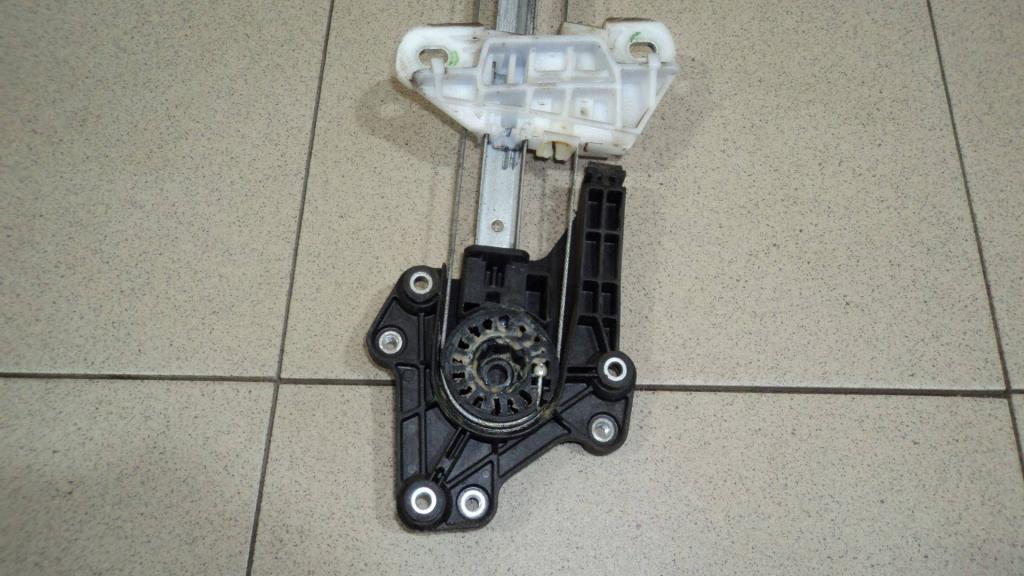 Стеклоподъемник задний левый, 2000 рублей, Пермь