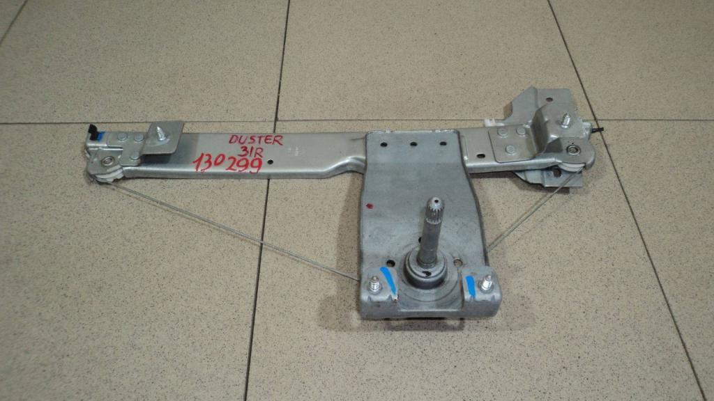 Стеклоподъемник механический задний правый, 500 рублей, Пермь