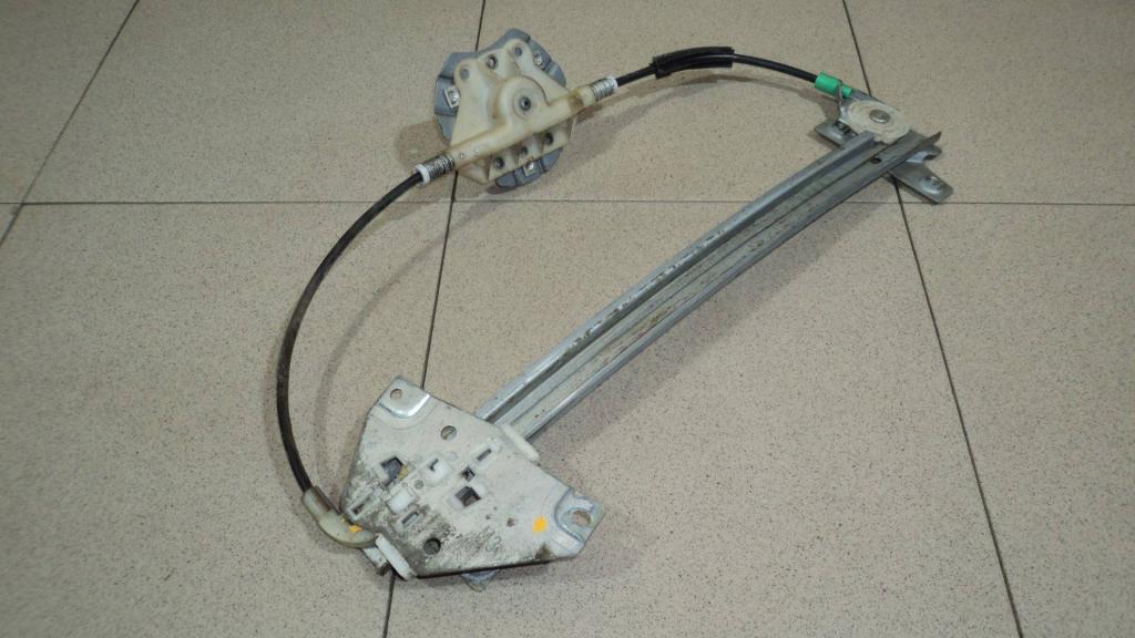 Стеклоподъемник механический задний левый, 500 рублей, Пермь