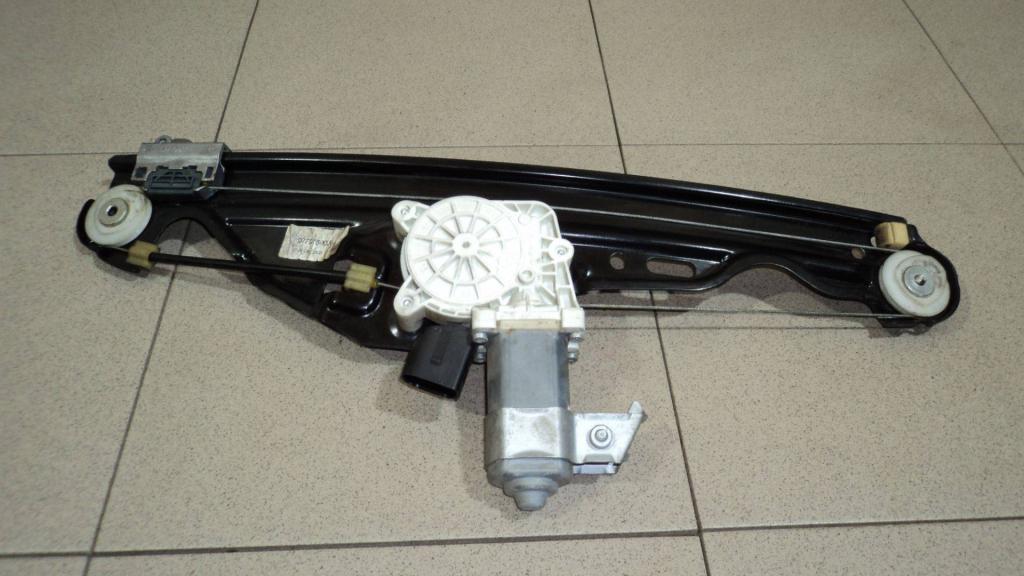 Стеклоподъемник задний левый, 1000 рублей, Пермь