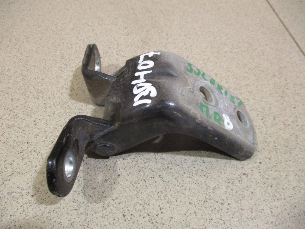 Петля двери передней правой верхняя, 550 рублей, Пермь