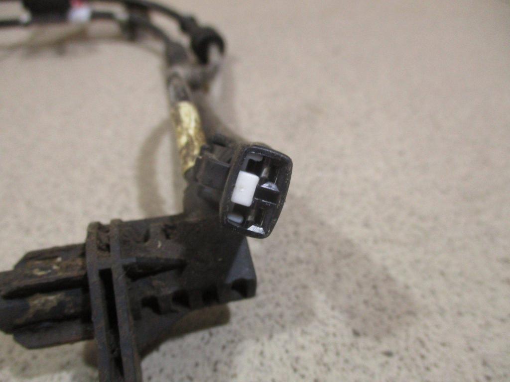 Датчик ABS передний левый, 1000 рублей, Пермь