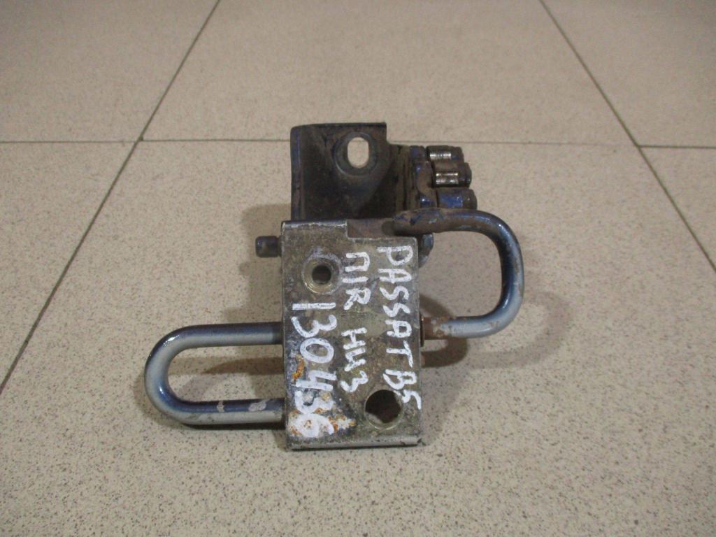 Петля двери передней правой нижняя, 2600 рублей, Пермь