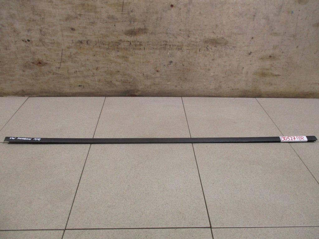 Накладка стекла переднего правого, 1000 рублей, Пермь