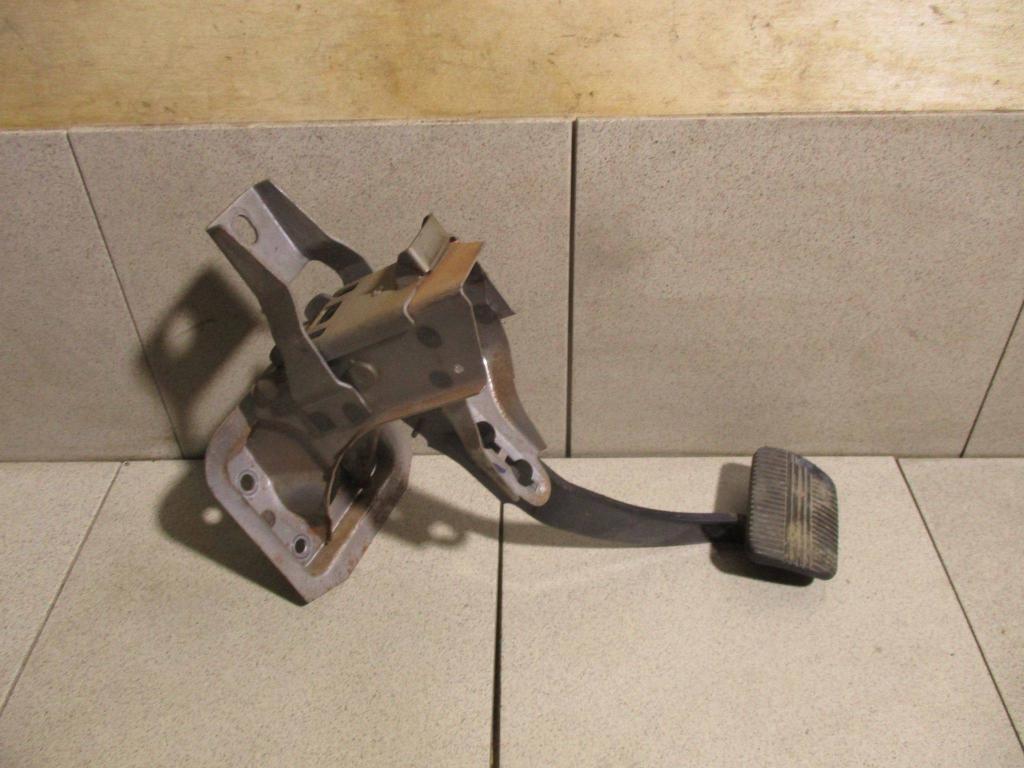 Педаль тормоза, 500 рублей, Пермь