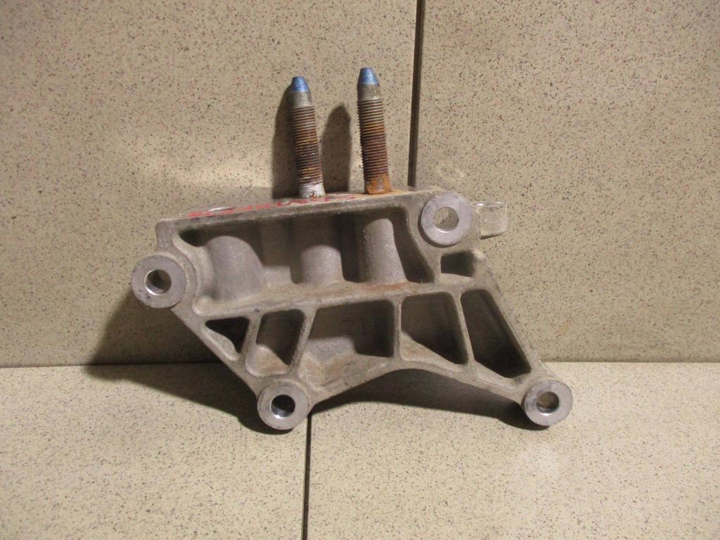 Кронштейн двигателя правый, 2500 рублей, Пермь