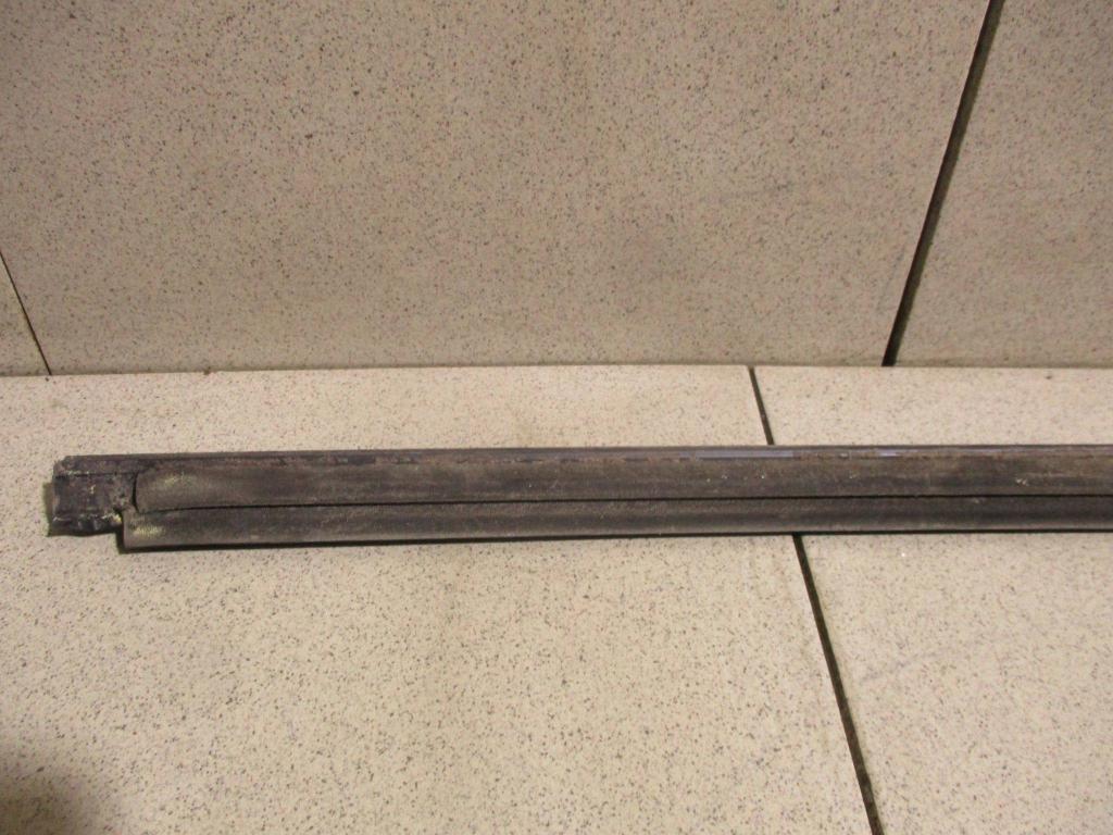 Накладка стекла переднего левого, 500 рублей, Пермь