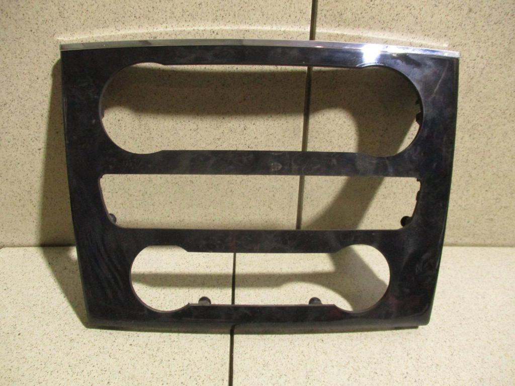 Накладка декоративная, 2000 рублей, Пермь