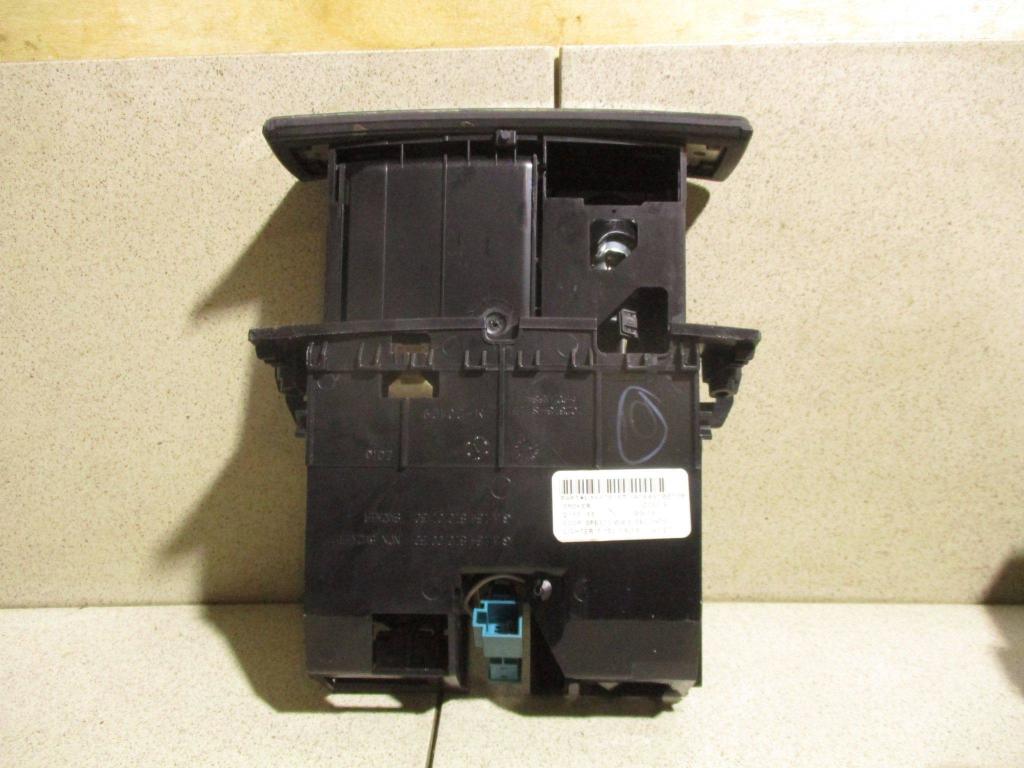 Пепельница передняя, 1500 рублей, Пермь